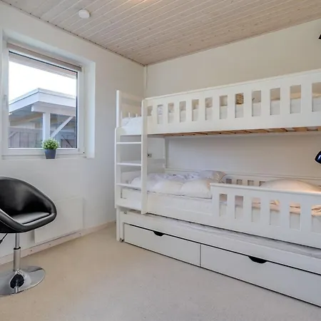 בית נופש Wyatt - 30km From The Sea By Interhome